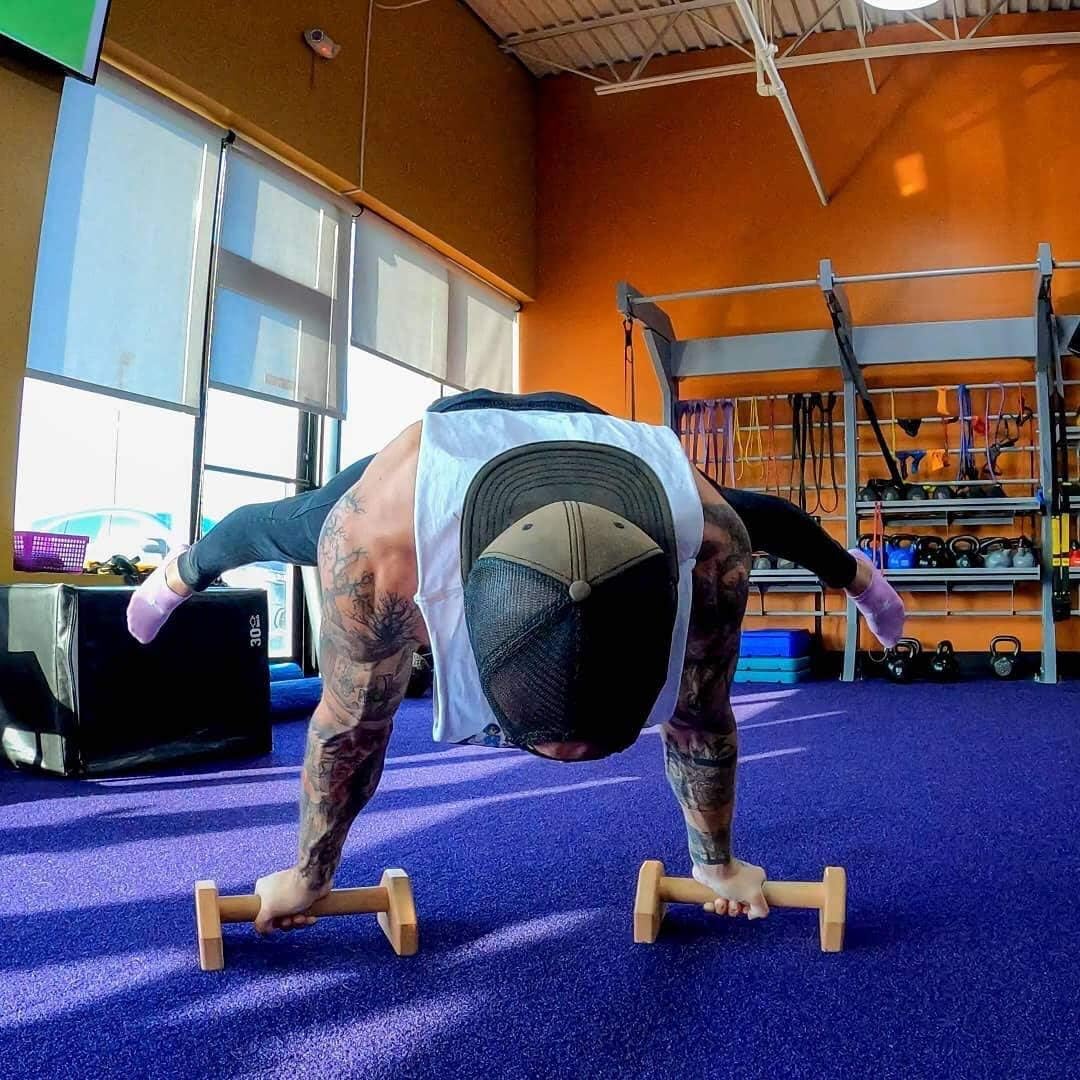 Wooden Push-Up Bars with Non-Slip Grip | Ergonomic Stands for Enhanced Stability 6